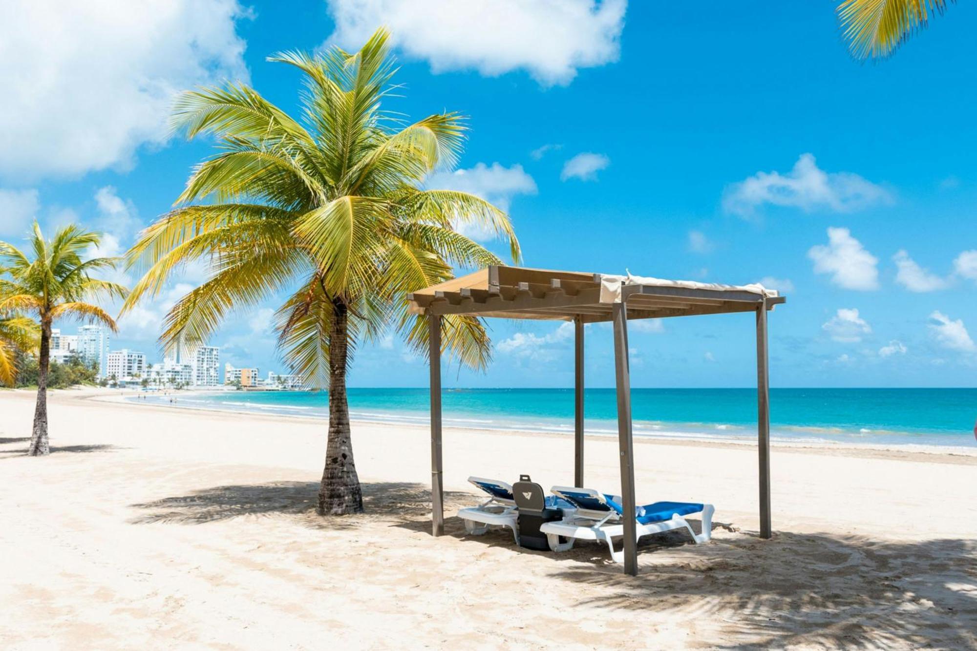 Courtyard By Marriott Isla Verde Beach Resort San Juan Eksteriør billede