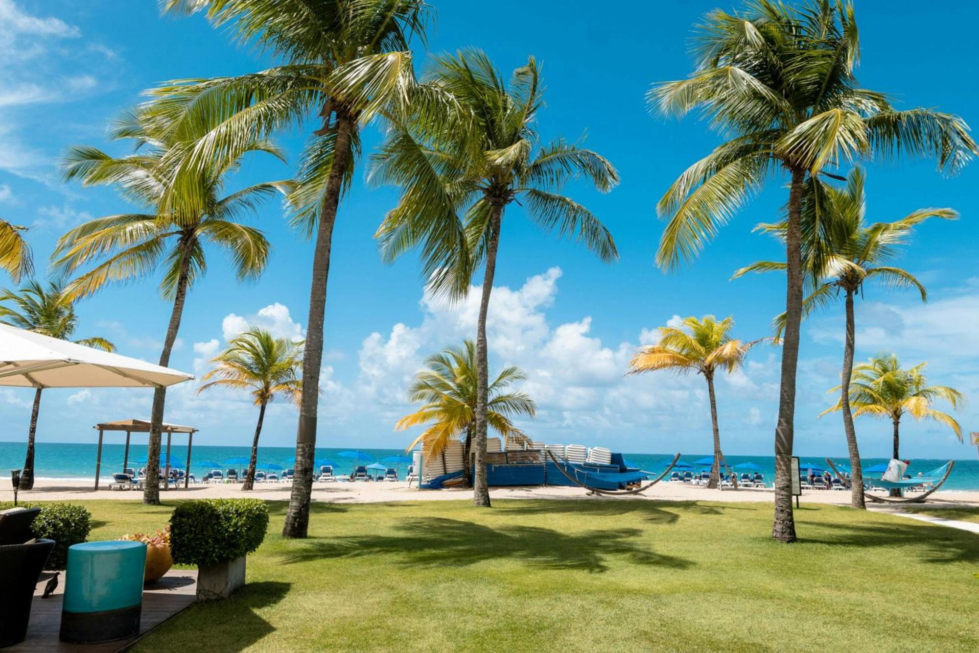 Courtyard By Marriott Isla Verde Beach Resort San Juan Eksteriør billede