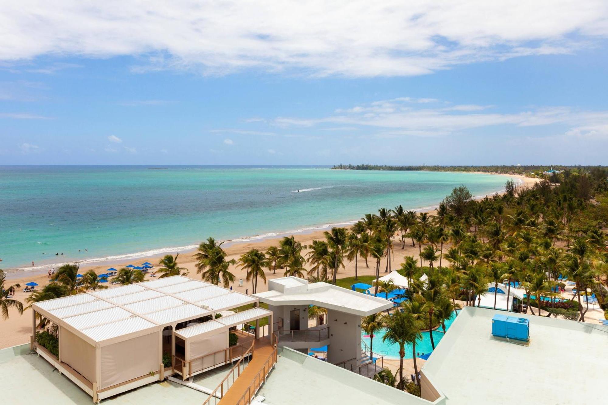 Courtyard By Marriott Isla Verde Beach Resort San Juan Eksteriør billede